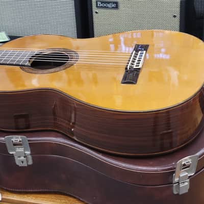 Vicente Sanchis Model 39 Classical Guitar With Case 1981 Cedar image 11