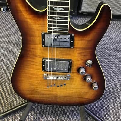 Schecter C-1+ 2003 - 2004 - Vintage 3-Tone Burst image 2