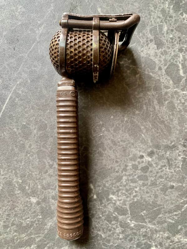STC Coles 4104 vintage ribbon microphone BBC lip-mic with carrying case image 1