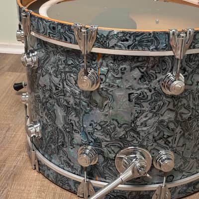 DW Collector's Series Drum Set - 10/12/15/22/14 Blue Abalone Finishply 1999 image 8