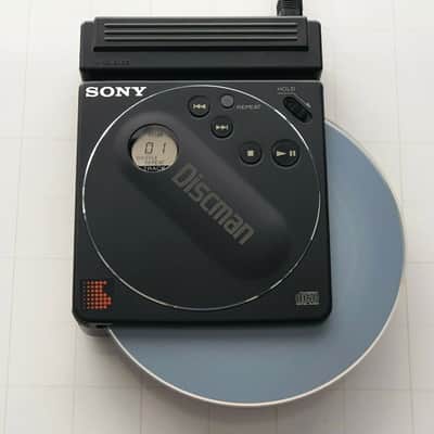 [ULTRA RARE] Sony Discman D-88 Personal CD player Walkman Full Metal Body Working ! image 5