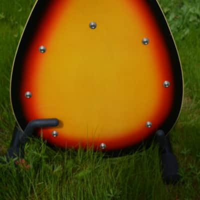 Vox Bill Wyman Teardrop 1967 3 Tone Sunburst image 8