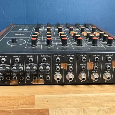 Teac Model 2A Vintage Analog Mixer 6 inputs / Great EQs and Saturation Sound image 4