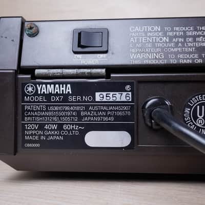 Yamaha DX7 Programmable Algorithm Synthesizer 1980s Brown Original Version Made in Japan MIJ image 9
