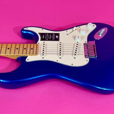 Fender American Ultra Stratocaster 2022 - Cobra Blue image 11