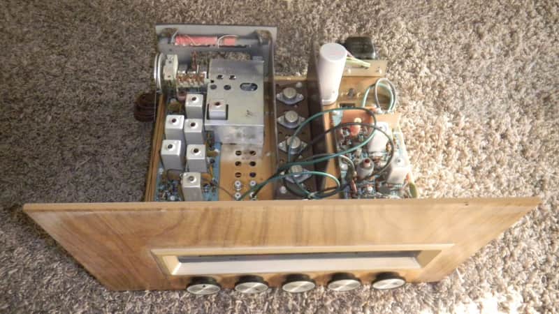 Magnavox Astro-Sonic AMP CHASSIS/Receiver to Console STEREO Micromatic Turntable image 1