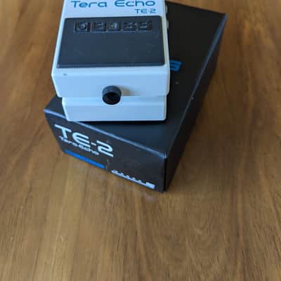 Boss TE-2 Tera Echo 2013 - Present - White image 2