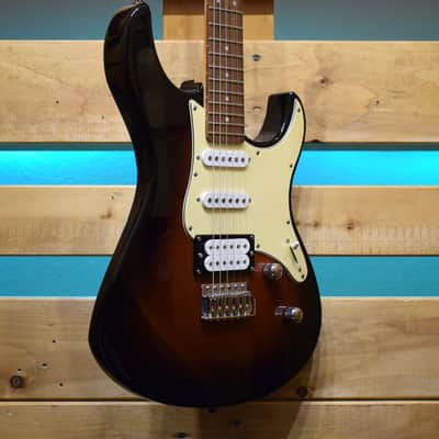 Yamaha Pacifica PAC 112 V HSS Old Violin Sunburst Electric Guitar in Very Good Condition image 6