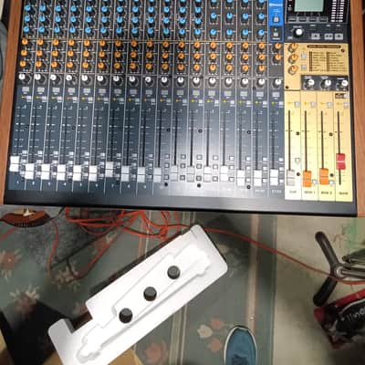 TASCAM Model 24 Multitrack Recorder / Mixer / USB Interface 2018 - Present - Black with Wood Cheeks image 2