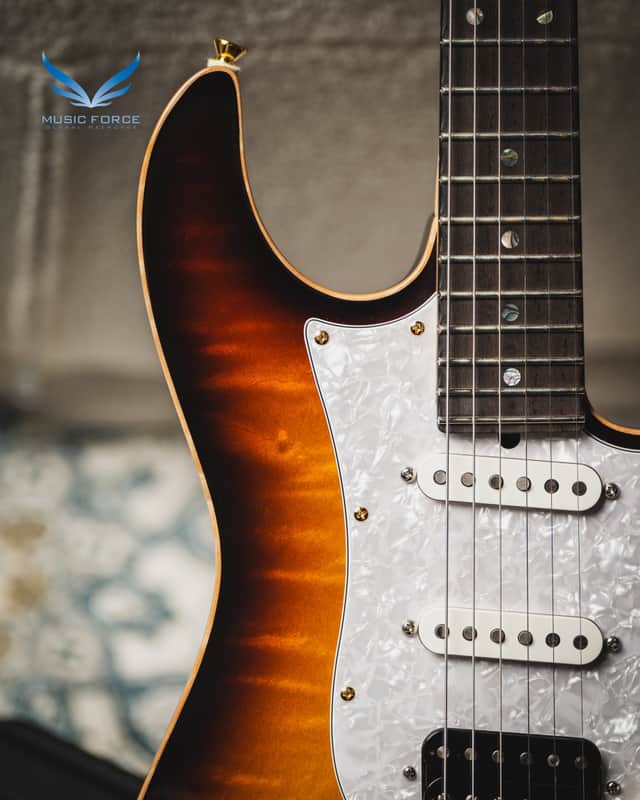 James Tyler Japan Studio Elite Deluxe HSS QMT-Tobacco Sunburst w