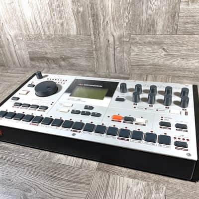 End Cheeks for ELEKTRON Machinedrum / Analog Four / RYTM / Octatrack - BLACK - by KZcraftworks - USA image 6