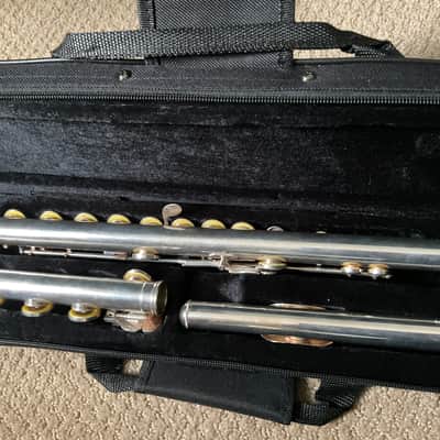 Gemeinhardt  Open Hole Flute, B Foot, All New Pads, Case image 5