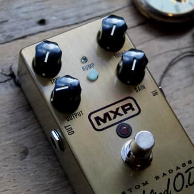 Immagine MXR "Custom Badass Modified O.D. Gold Sparkle" (M77) - 5