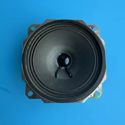 YAMAHA EZ-20 Keyboard Replacement Part: Speaker 5W 4Ohms Woofer XN789B0