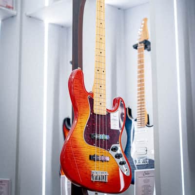 Fender 2024 Collection Made in Japan Hybrid II Jazz Bass – Sunset Orange Transparent image 1
