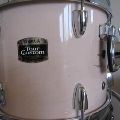 Yamaha Tour Custom Maple Drum Kit in Sakura White (Pink). 22,12,16 - Roadworn image 8