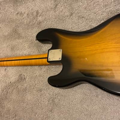 Fender Modern Player Telecaster Bass 2012 - 2013 - 2-Color Sunburst image 11