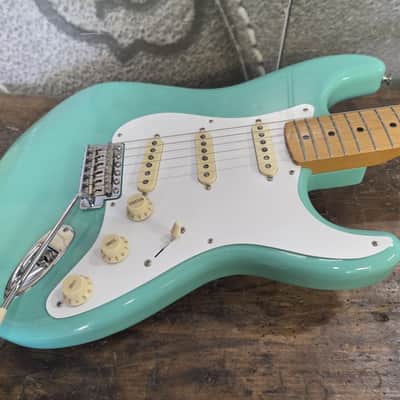 Fender Vintera '50s Stratocaster with Maple Fretboard 2019 - 2023 - Seafoam Green image 2