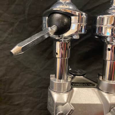 Yamaha - TH-945B Double Tom Mount, 3-Hole Receiver with CL-940 Arms 2000's image 7