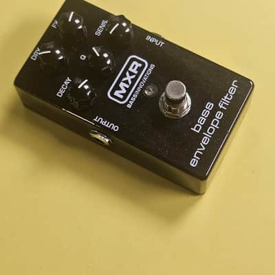 MXR Bass Envelope Filter 2005 - Present - Dark Sparkle imagen 3