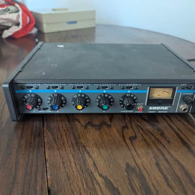 Shure M267 - 4 channel Mic pre and limiter image 1