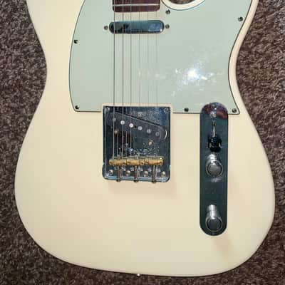 2017 Fender American professional telecaster electric guitar Olympic white Rosewood fretboard made in the USA image 4
