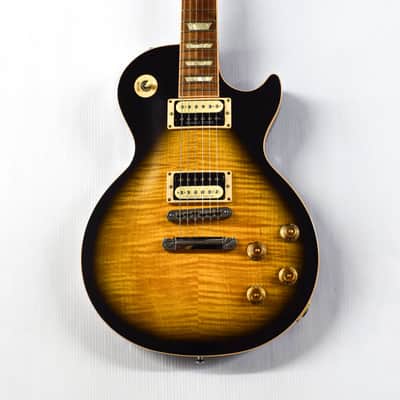 GIBSON Les Paul Classic Plus electric guitars