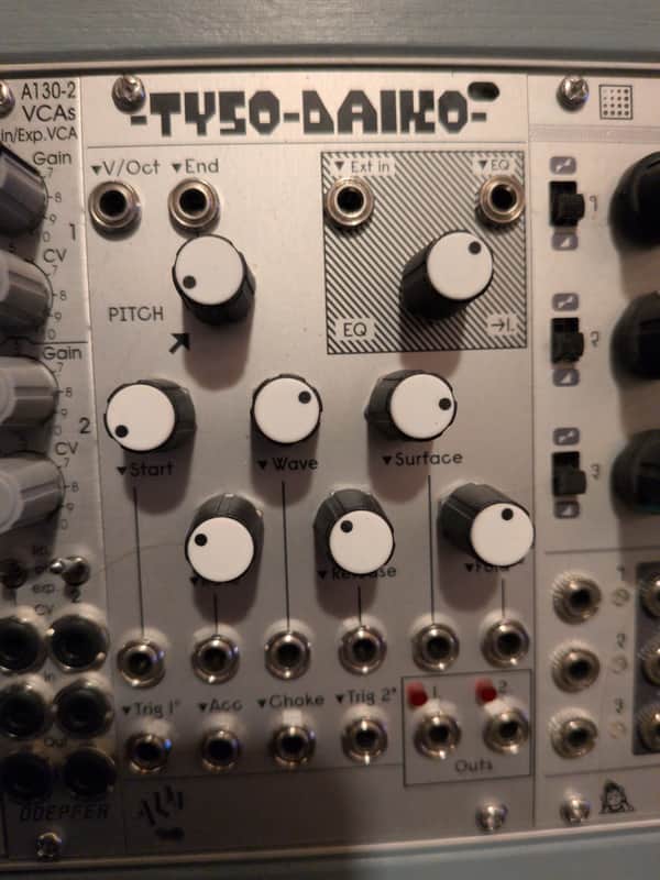 ALM/Busy Circuits ALM031 Tyso Daiko 12-Bit Drum Voice Eurorack Synth Module 2021 - Present - Silver image 1