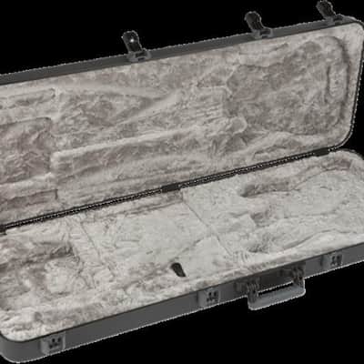 Fender Deluxe Molded Bass Case, Black image 2