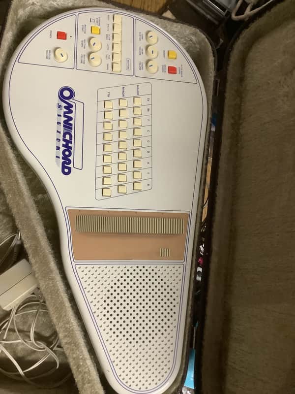 Suzuki OM-27 Omnichord 80s image 1