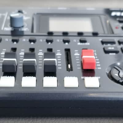 Zoom R8 Recorder image 5