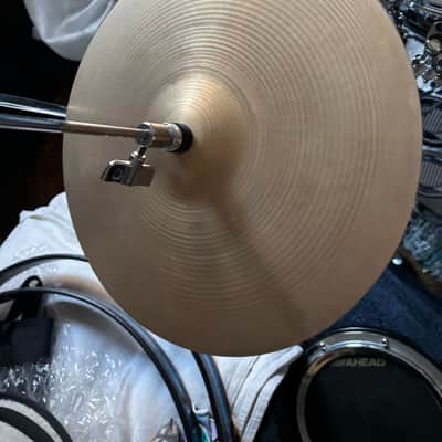 Zildjian cymbals 14,16,18,18cr 18 sizzle,22” Constantinople A,14” A hi hats & Bag image 13