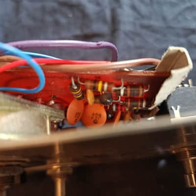 Electro-Harmonix Big Muff Pi V1 (Triangle)1972, internally ALL original, mechanically restored+modernized image 8