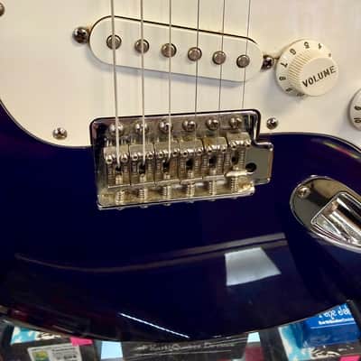Fender Stratocaster MIM Rosewood Fretboard, Blue - Pre Owned image 6