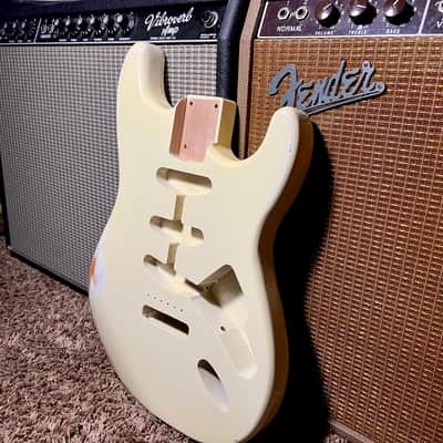 Relic Fender Stratocaster Body Alder Vintage Aged Olympic White 60s Nitrocellulose!😍 image 3