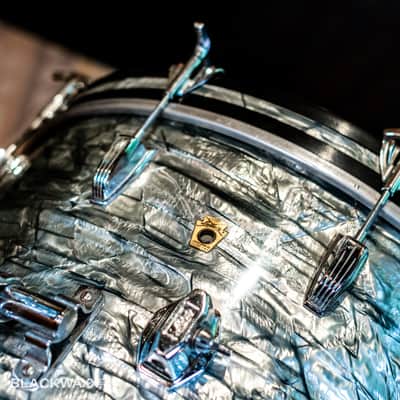 Ludwig Super Classic - 9x13 / 16x16 / 14x22" Drum Set with Keystone Badges 1968 - 1969 - Sky Blue Pearl image 7