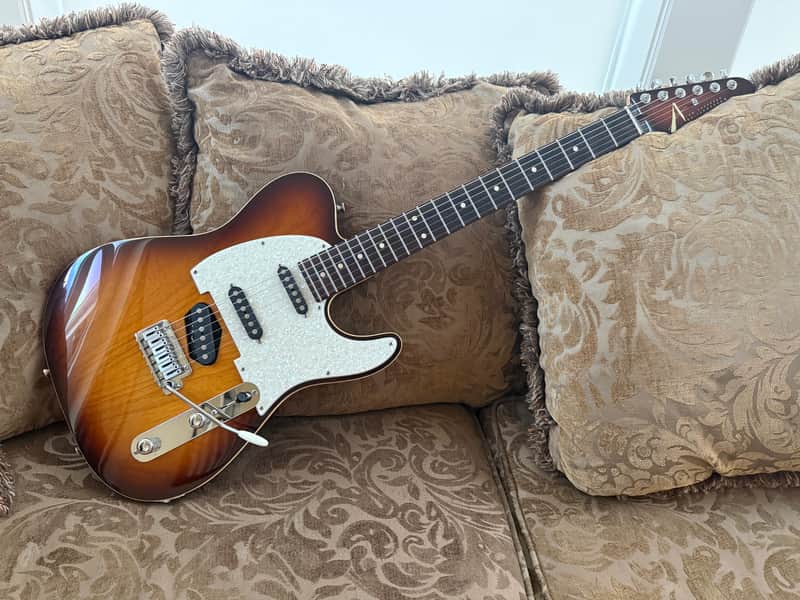 Tom Anderson Guitarworks Hollow T Classic