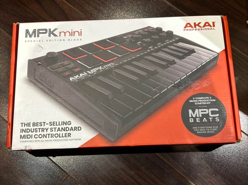 Akai MPK Mini 2010 - Black image 1