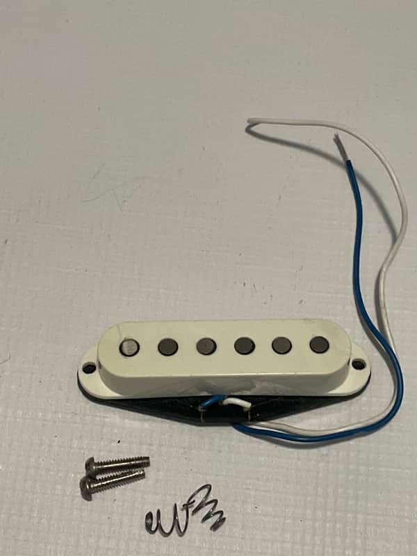 1991 90's USA Fender American Standard Stratocaster White Middle Single Coil Guitar Pickup 6.06k image 1