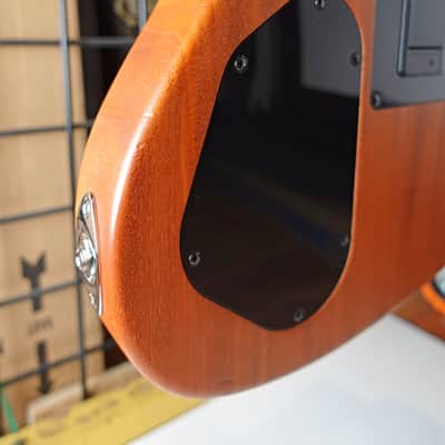 Fender Acoustasonic Player Jazzmaster 2022 - Present - 2-Color Sunburst image 9