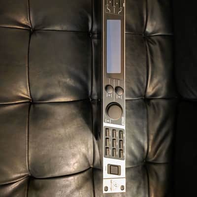 Behringer Ultracurve Pro DEQ2496 24-Bit Mastering Processor - Standard image 11