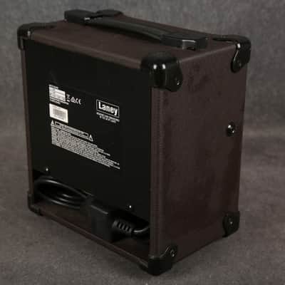 Laney LA-10 Acoustic Amp - 2nd Hand image 3