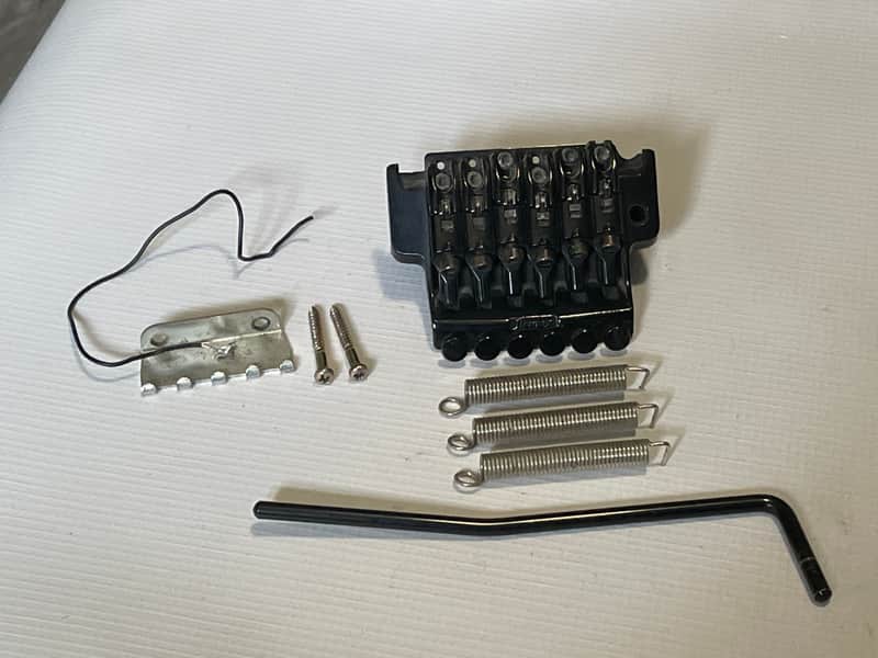 Ibanez Edge III Tremolo Bridge