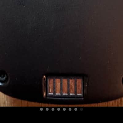 Shure SBC203 Charging Module 2022 - with two SB903 batteries. Present - Black image 3