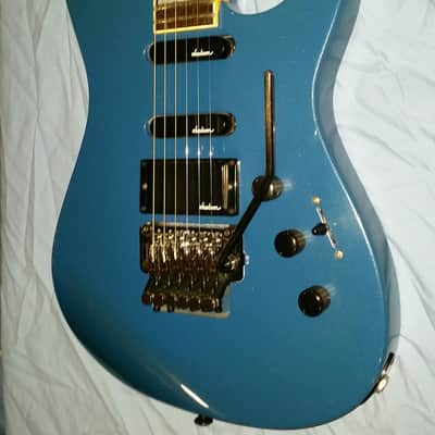 Charvel 475 Deluxe 1990 Candy Blue image 4