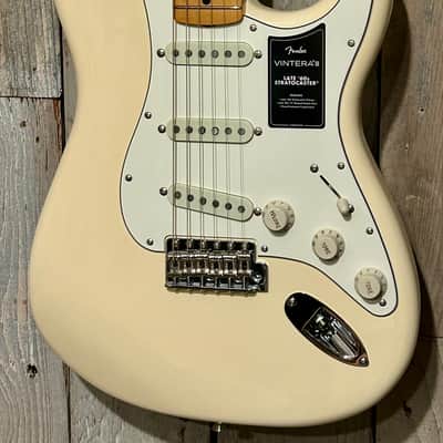 2026 Fender Vintera III Late '60s Stratocaster, Olympic White, Help Support Brick & Mortar Music Shops  In Stock image 4