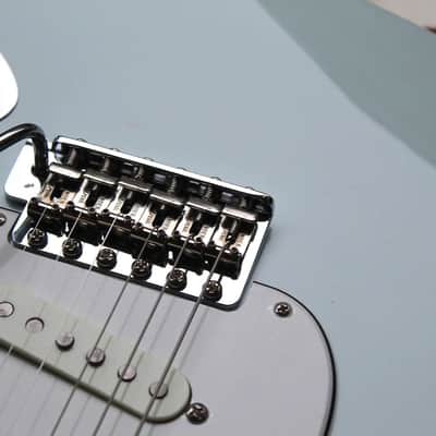 FENDER "American Vintage II 1965 Stratocaster, Round-Lam Rosewood Fingerboard, Sonic Blue" HARDCASE, 3, 69 KG image 7