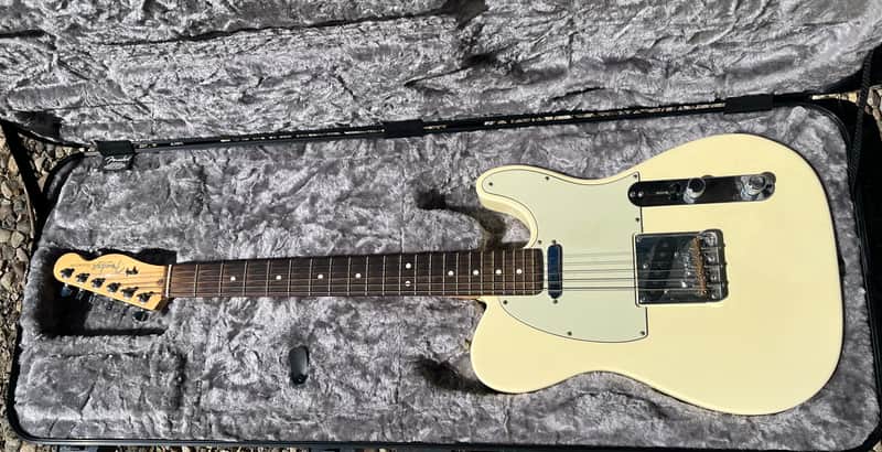 Fender American Professional Telecaster - White image 1