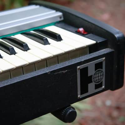 Vintage Hohner International Piano 2 image 4