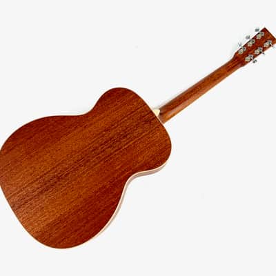 Larrivée OM-40 Mahogany 2022 Natural Legacy Series image 4